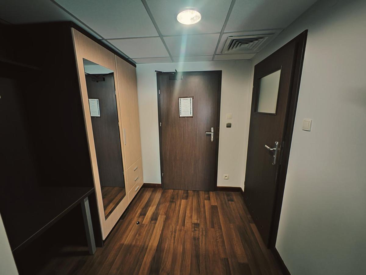 Maka I Magia Obiady Domowe Hotel ザンブルフ エクステリア 写真